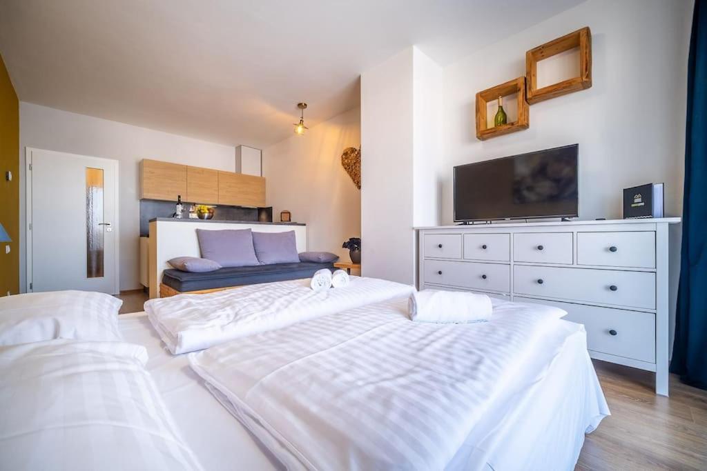 Private Cozy And Quiet Apartment Lipno nad Vltavou Buitenkant foto